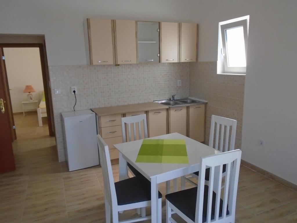 Apartments Kanli Kula تْشيرسيك نوفي المظهر الخارجي الصورة